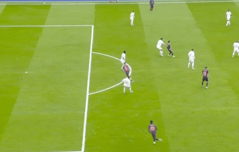 连丢2球！贝林厄姆咋了？西甲关键战：皇马遭吐槽，赛后姆巴佩很不满