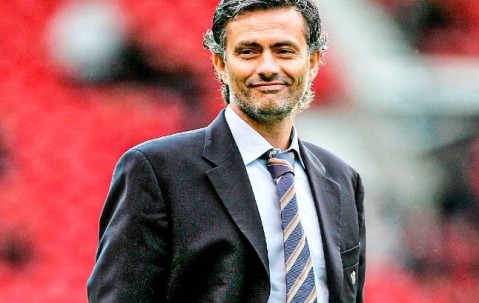 比肩穆里尼奥！阿莫林晋级决赛，曼联队史第2人，夺冠才有钱重建