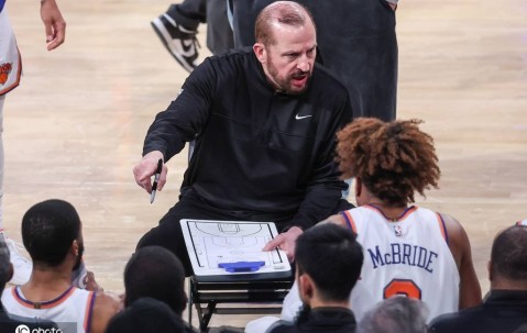 锡伯杜下课究竟冤不冤？铁血篮球成就他也害了他