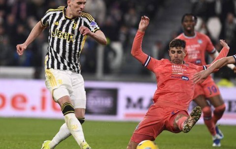 意甲焦点对决：尤文图斯主场迎乌迪内斯，欧冠资格之争添悬念