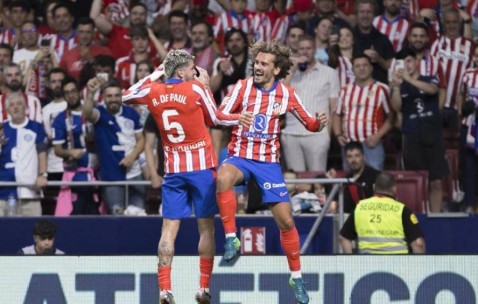 西甲悲喜一夜！巴萨2-3爆冷，搅乱欧冠区，皇马2-0，马竞4-1