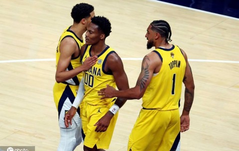 G3半场：步行者替补得分30-11 麦康奈尔堪称凡人之光