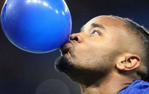 切尔西抛弃德甲金靴？48场造20球成转会香饽饽，拜仁巴萨抢人