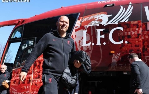 夺冠只是起点，英超第一中卫期待下赛季，斯洛特即将迎来自主引援