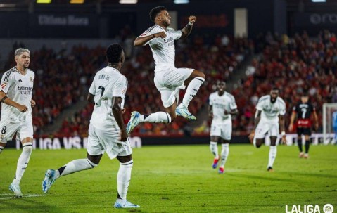 足坛悲喜夜！皇马1-0绝杀，落后榜首4分！巴萨女足4-1切尔西女足