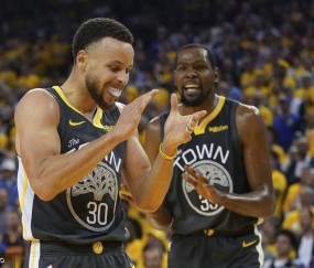 库里:如果19年杜兰特没受伤 他可以获得第三个FMVP