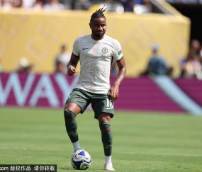 切尔西新星肯德里·帕埃斯租借加盟斯特拉斯堡：从南美天才到法甲新秀